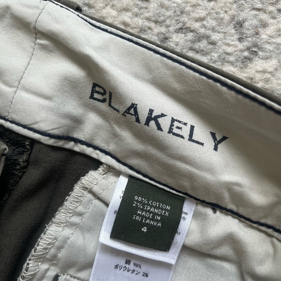 Eddie Bauer Blakey Cotton Olive Pants size 4 - Picture 2 of 8